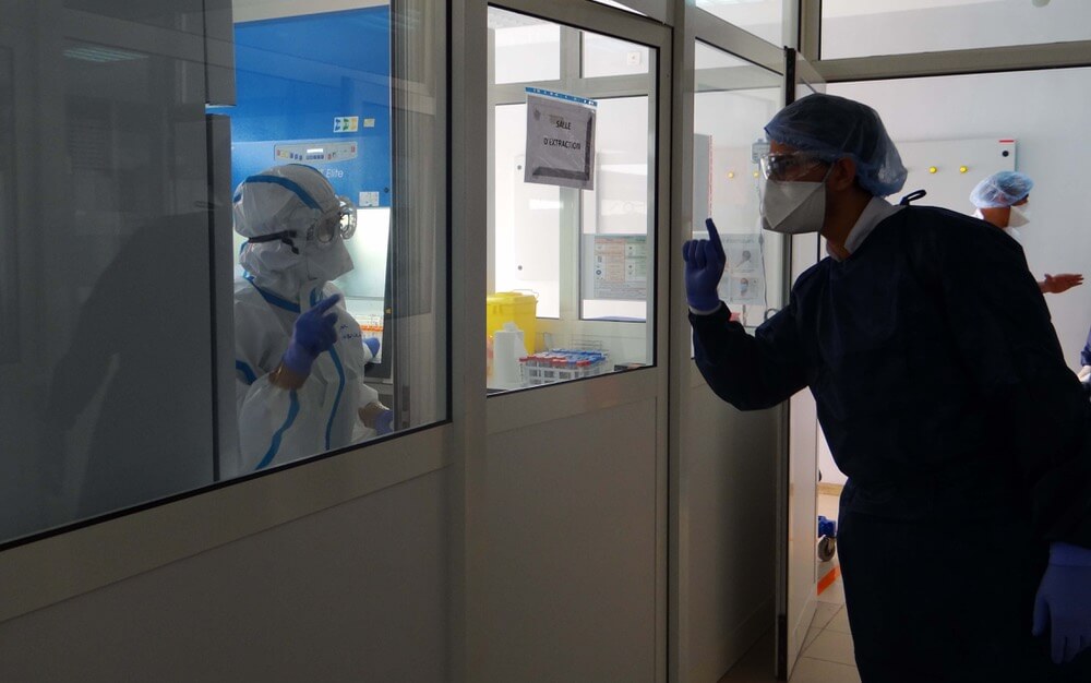 بعد تأخر المستشفى الجامعي.. مختبر كورونا بطنجة ينتقل إلى مركز السرطان