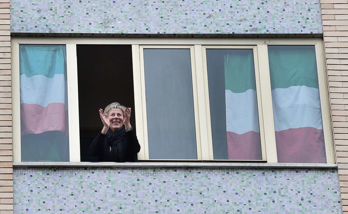  رغم آلاف المصابين.. إيطاليا تتعايش مع كورونا وتستعد للخروج من الحجر الصحي 