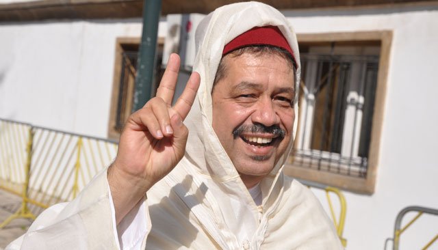 بعد نشر صورته ضمن خبر وفاة.. شباط: الإمارات تشعر بالنقص فتعمد للطغيان