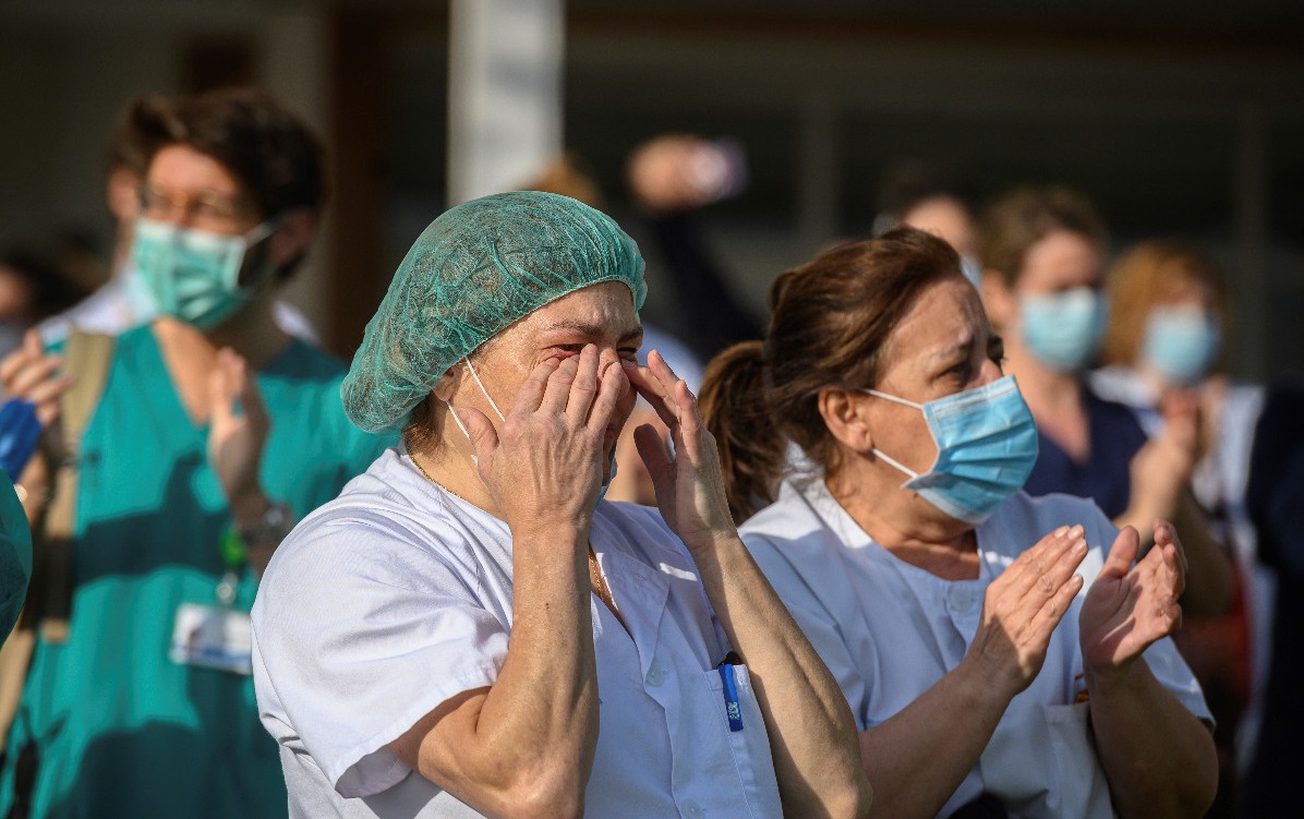 كورونا.. تباطؤ وتيرة انتقال العدوى في العديد من الدول