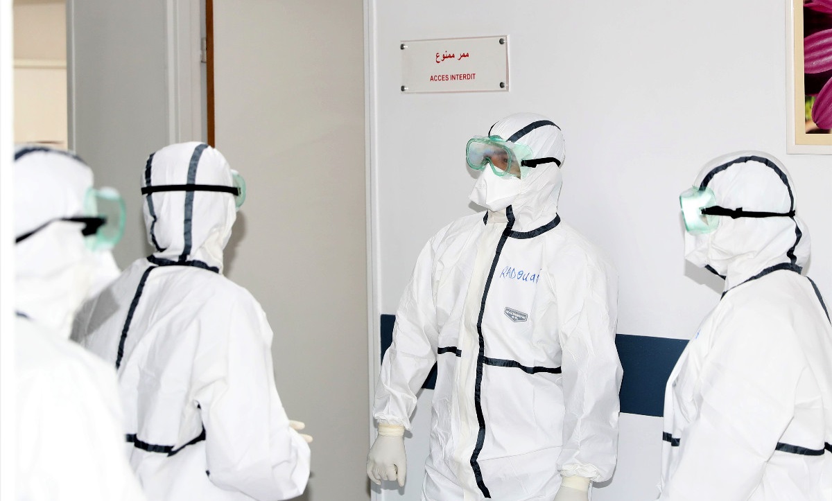  الداخلة.. إصابة حوالي 40 شخصا بالسلالة المتحورة من فيروس كورونا 