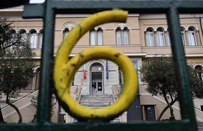 إيطاليا تعتزم إعادة فتح المدارس في شتنبر القادم