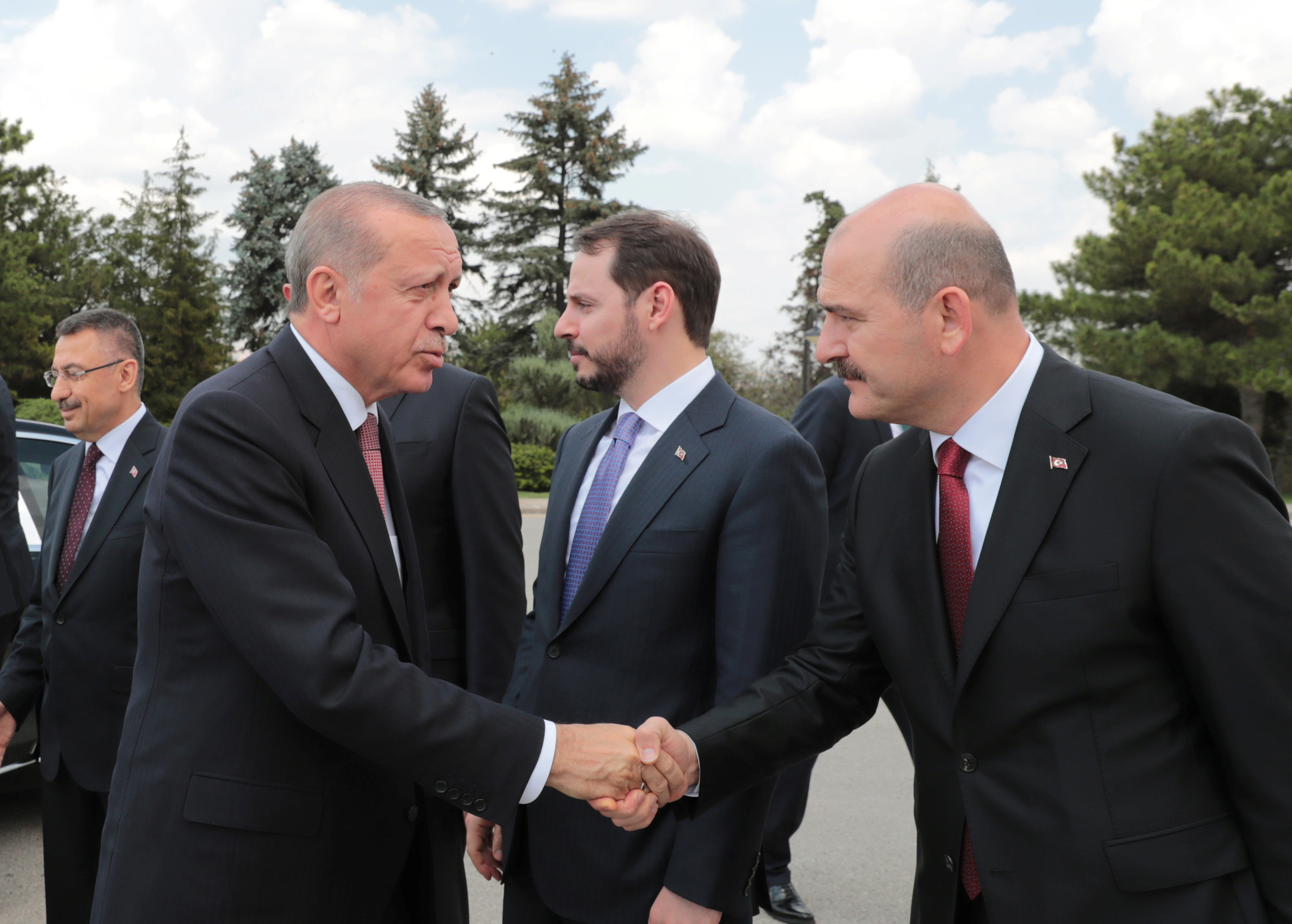  بسبب كورونا.. وزير الداخلية التركي يعلن استقالته 