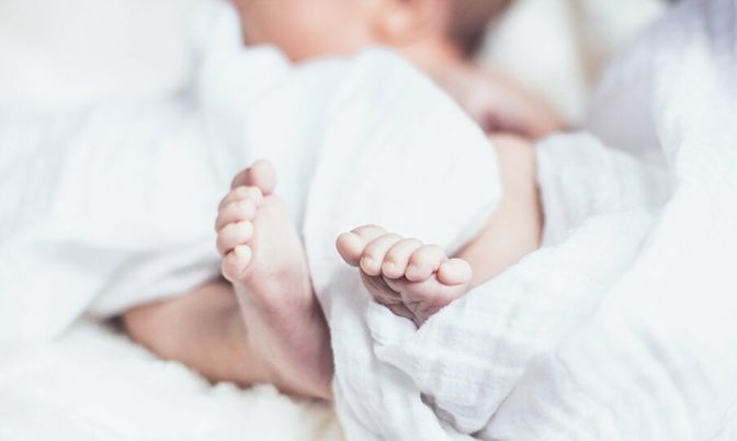 جهة طنجة تسجل ولادة طفلة من أم مصابة بكورونا