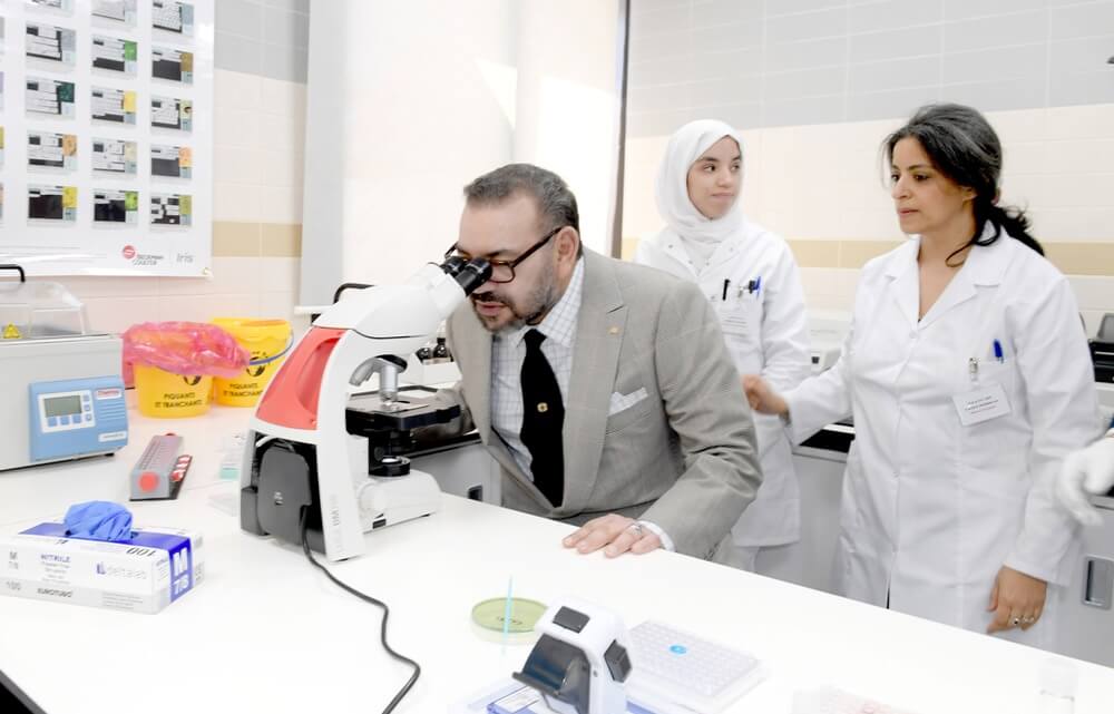 الهولدينغ الملكي يمنح مليون كمامة طبية لفائدة الأطقم الطبية المُعالجة لكورونا