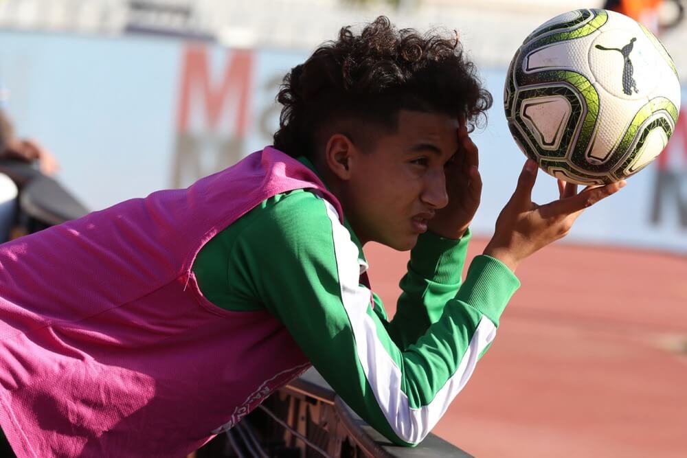 جامعة الكرة ترد على مراسلة الـCAF.. والحسم في مصير البطولة بعد 20 ماي