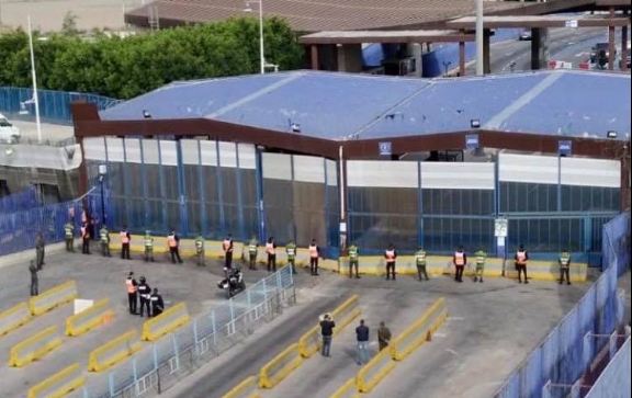  بعد إعادة المغرب لمواطنيه من مليلية.. الحزب الشعبي يطالب بـ"المعاملة بالمثل" 