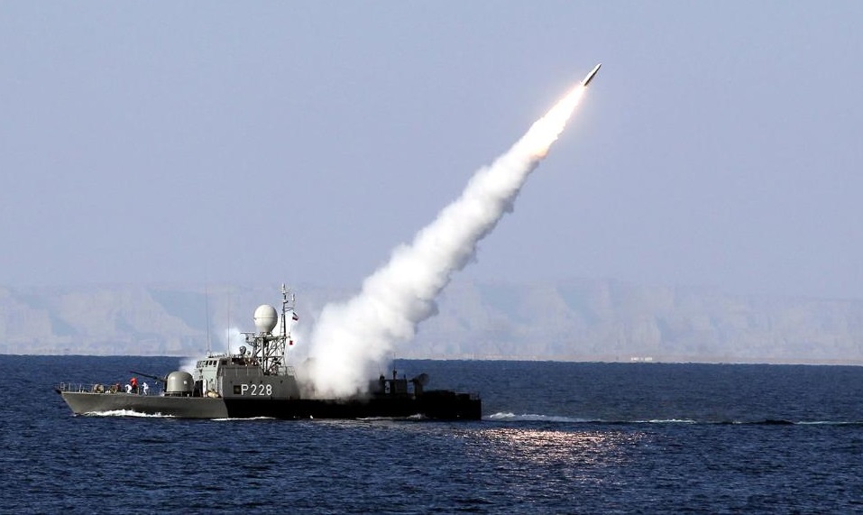  إيران: 19 شخصا قُتلوا بنيران صديقة في الخليج 