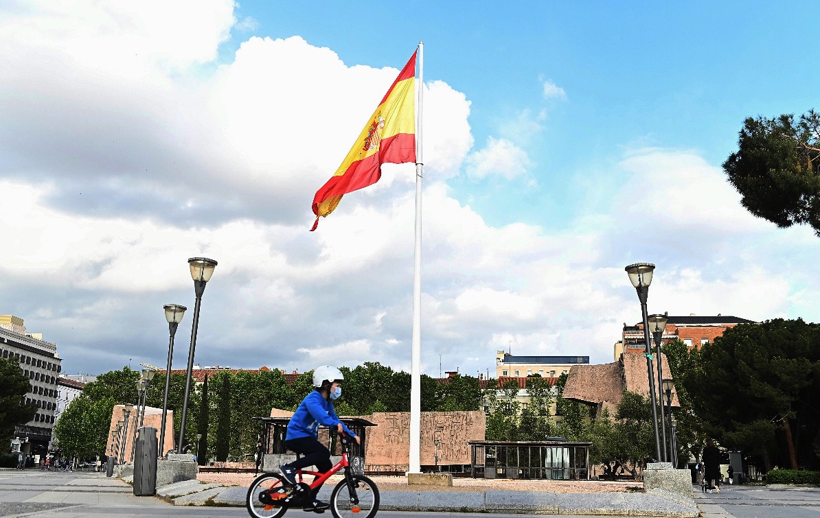  إسبانيا.. الحكومة تعتزم تمديد الطوارئ لشهر إضافي 