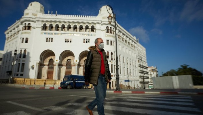  كورونا.. تمديد الحجر الصحي لمدة 15 يوما بالجزائر 