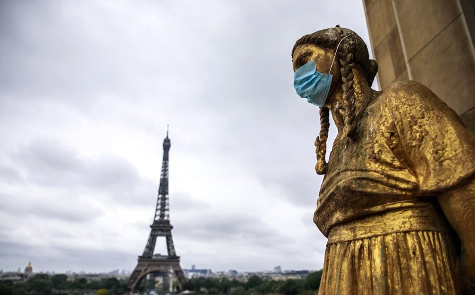  الحكومة الفرنسية مستعدة لاتخاذ إجراءات أكثر صرامة للحد من انتشار كورونا 