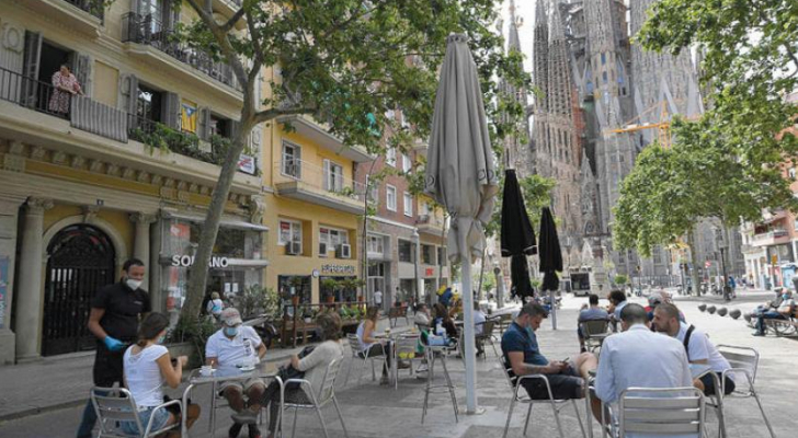 المقاهي والمطاعم في لوكسمبورغ تعيد فتح أبوابها غداً