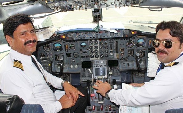 يَحدث في باكستان.. إقالة 262 طيارا لتوفرهم على شواهد مزورة وبعضهم لم يَمتحن بالمطلق!