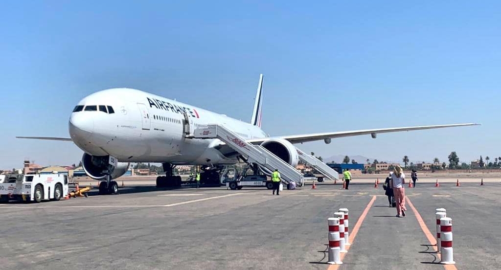 فرنسا تسخر ثلاث طائرات لإجلاء رعاياها من المغرب عبر مطار مراكش