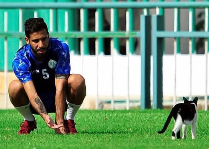  بعد تماطل الرجاء في تجديد عقده.. العربي القطري يَرغب في التعاقد مع محسن متولي 