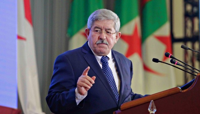  وفاة محامي وشقيق رئيس الحكومة الجزائرية الأسبق داخل المحكمة 