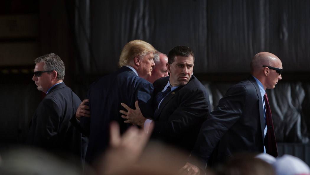 نيويورك تايمز: بعد تصاعد الاحتجاجات.. أمن الخدمة السرية نقل ترامب إلى مخبأ تحت الأرض