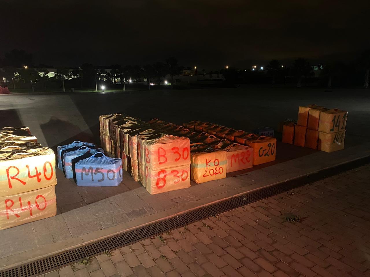  الناظور: البحرية الملكية تحبط عملية لتهريب المخدرات وتنتشل ثلاثة أطنان منها 