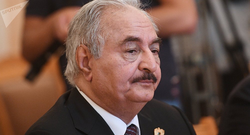 طائرة خليفة حفتر تحط في مطار إسرائيلي