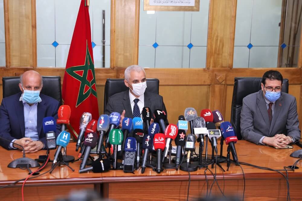 ما لم يقله آيت الطالب عن حاملي أعراض كورونا.. القطاع الخاص يرفضهم والمستشفيات تتأخر في فحصهم