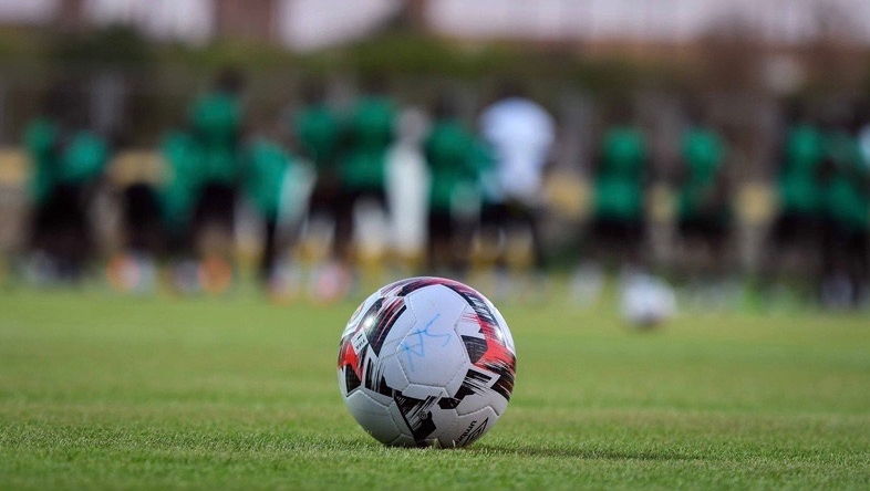 استئناف النشاط الكروي بالمغرب في 26 يوليوز.. و"ديربي كورونا" متم غشت المقبل