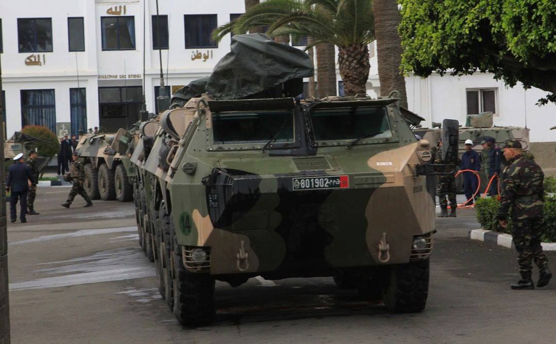  بَعد تخفيف الحجر الصحي وتمديد حالة "الطوارئ" في المملكة.. الجيش يَعود إلى ثكناته المركزية 