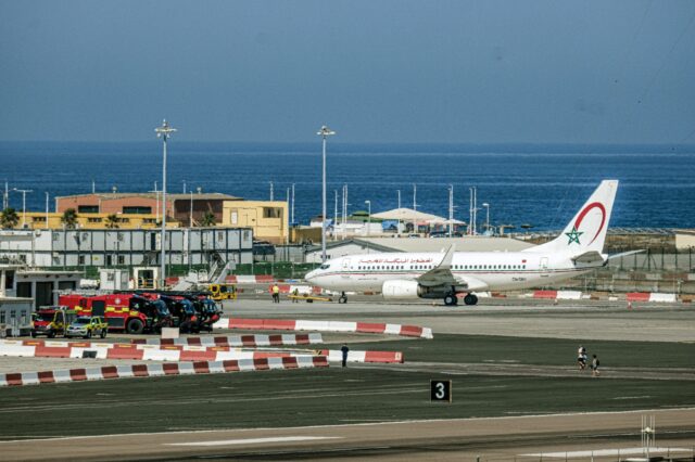 مطار جبل طارق