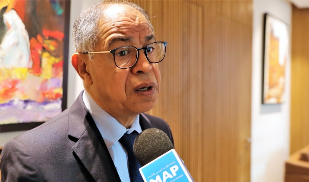 الملك يأمر بتحقيق مستقل في "تواطؤ" شركات المحروقات.. واتهامات لرئيس مجلس المنافسة بـ"التحيّز"