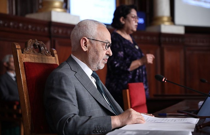 البرلمان التونسي يفشل في سحب الثقة من رئيسه راشد الغنوشي