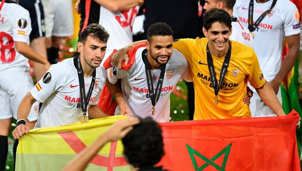 الحدادي يَتخلص من علم إسبانيا وذكريات "لاروخا"في انتظار قرار "الفيفا" في 18 شتنبر المقبل لحمل قميص "الأسود"