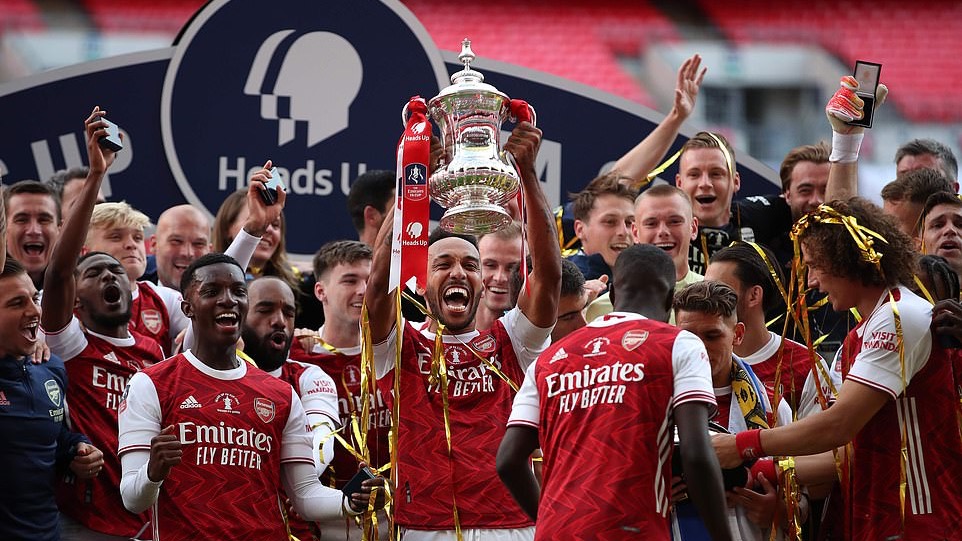 أرسنال يحرز لقب كأس إنكلترا بفوزه على تشلسي ويتأهل إلى الدوري الأوروبي