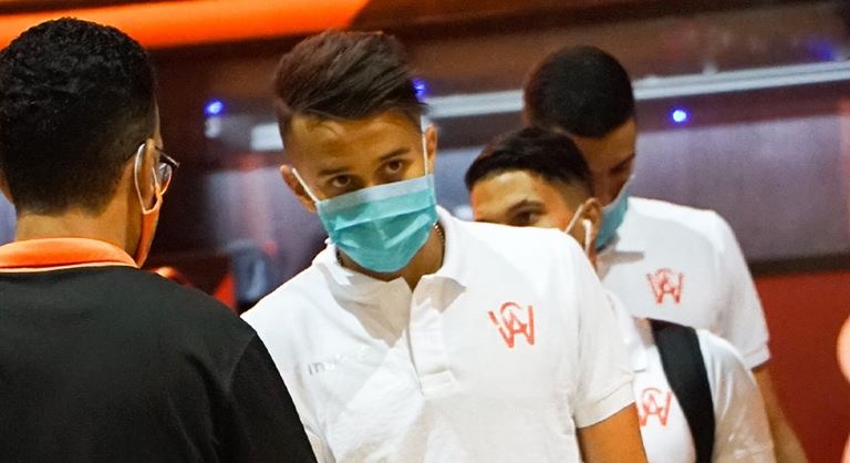  14حالة جديدة بأربع فرق مختلفة.. أثقل حصيلة يَومية لكورونا بالملاعب المغربية 