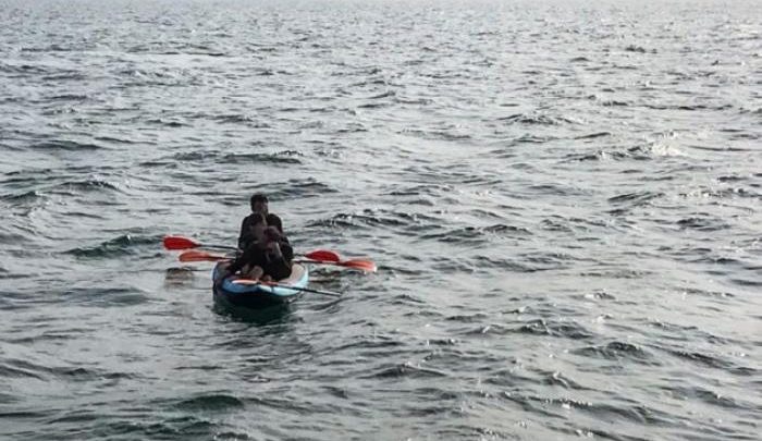  إلى جبل طارق وعبر قوارب "الكاياك".. موضة جديدة للهجرة السرية انطلاقا من السواحل المغربية 