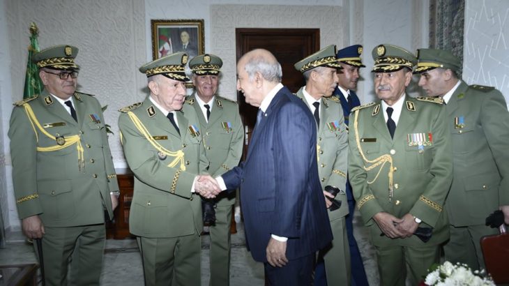 تجسس وخيانة وتسليم وثائق لجواسيس أجانب.. وزارة الدفاع الجزائرية تعتقل العديد من قياداتها بتهم ثقيلة