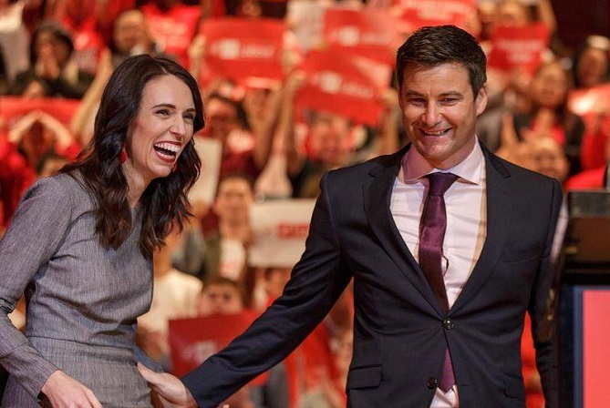  رئيسة وزراء نيوزيلندا تطلق حملتها للانتخابات التشريعية 