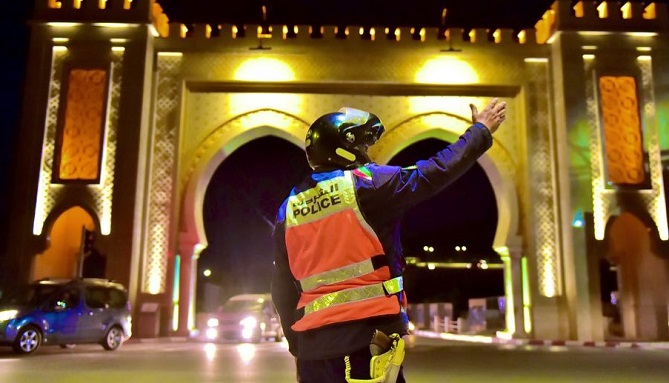  شرطي يستعمل مسدسه لإنهاء نزاع خطير هدد رجال الأمن 