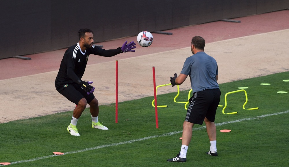  أزمة كفاءة أم عقدة أجنبي؟.. الـ FRMF  تتعاقد مع إطار ويلزي للإشراف على ورش حراسة المرمى 