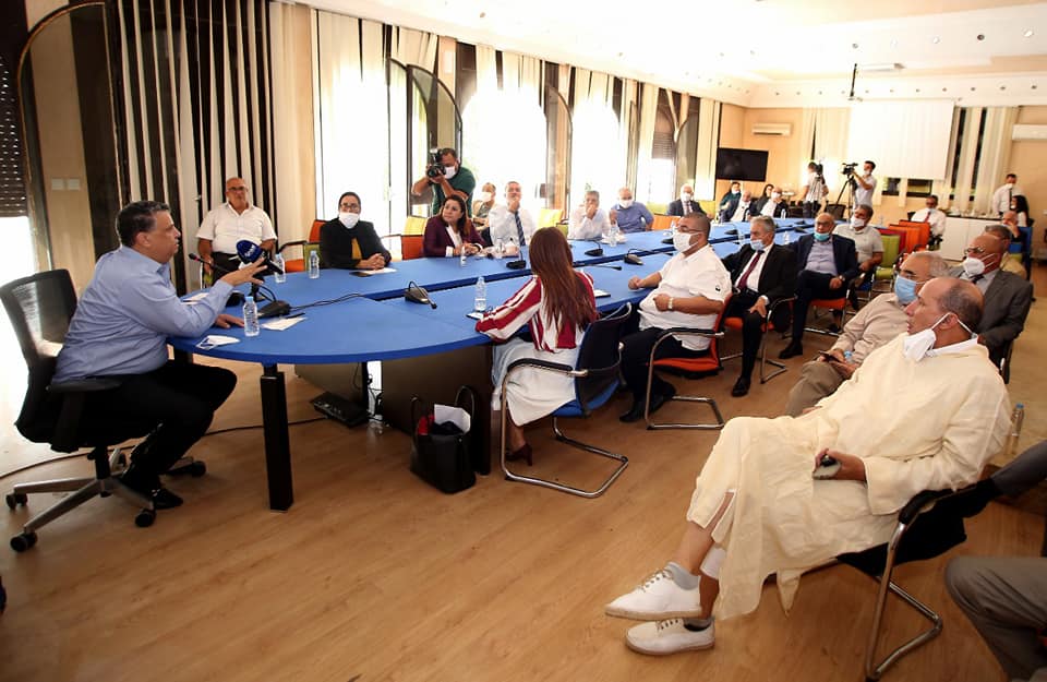  حركة تصحيحية داخل "البام" لقطع الطريق أمام التحالف مع "البيجيدي".. هل تطيح تصريحات وهبي برأسه؟ 