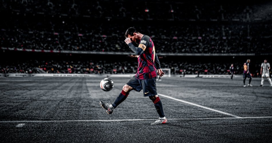  رسميا.. ميسي يعلن بقاءه في برشلونة ويُؤكد: لن أذهب للمحاكم ضد فريق حياتي 