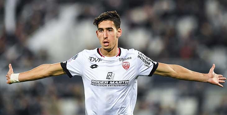 مَفاتيح بين أيادي نايف أكرد "لاختراق" حصن الناخب الوطني خليلهودزيتش