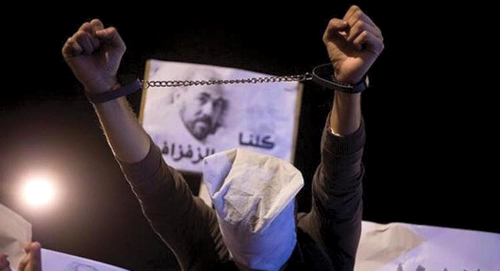  حزب وزير العدل وصف مطالبهم بـ"المشروعة".. والد الزفزافي يحذر من تدهور وضع ابنه ورفاقه المضربين عن الطعام 