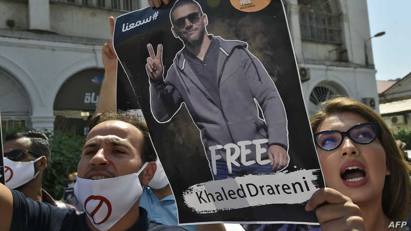 حكم بالسجن عامين للصحفي الجزائري خالد درارني