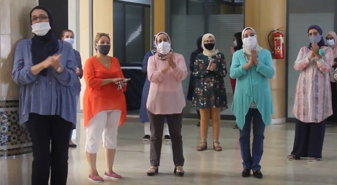  موظفو قطاع الاتصال يحتجون بسبب تفشي كورونا في صفوفهم 