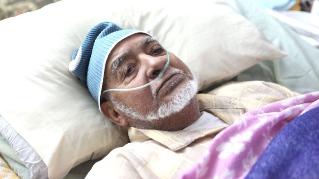  الفنان الفكاهي والمسرحي عبد الجبار لوزير في ذمة الله 