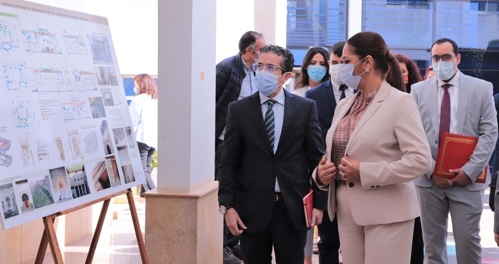 بوشارب تتفقد إجراءات الدخول الجامعي بالمدرسة الوطنية للهندسة المعمارية بالرباط