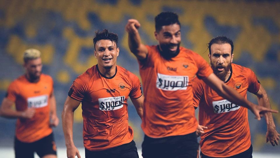  نهضة بركان يهزم حسنية أكادير ويتأهل لنهائي كأس الكونفدرالية الإفريقية 