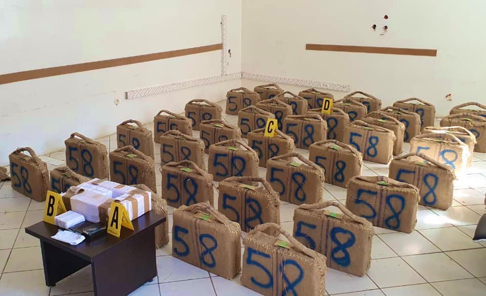 طنجة.. إجهاض عملية للتهريب أحد عشر طنا و440 كيلوغرام من الشيرا