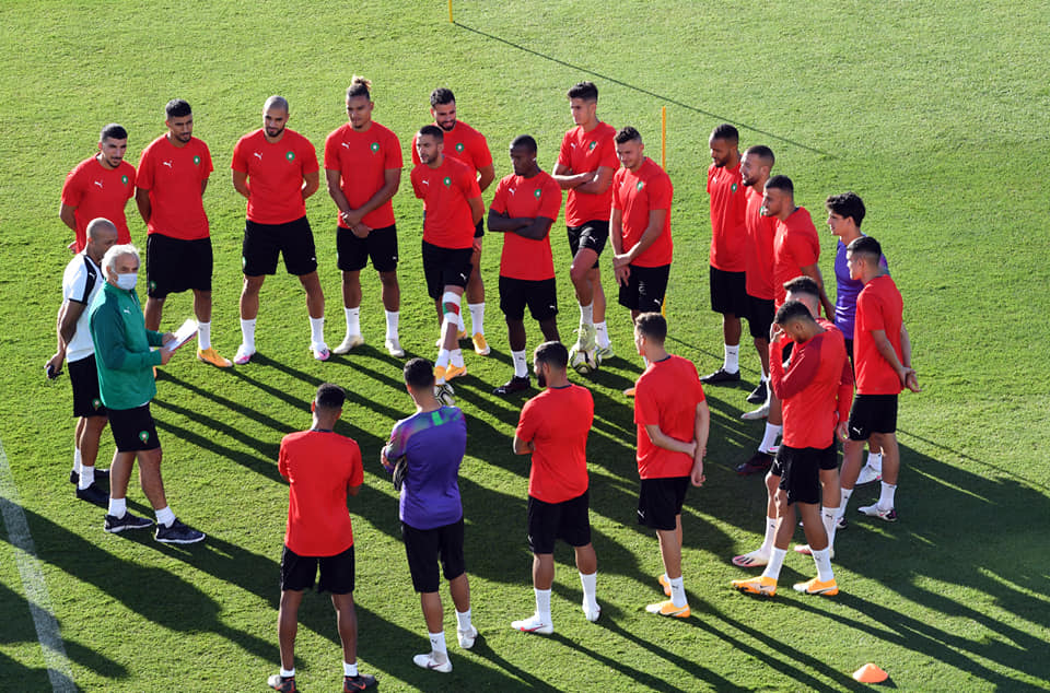 خليلهودزيتش يستدعي محترفين بـ"صفر" دقيقة لمعسكر "الأسود"