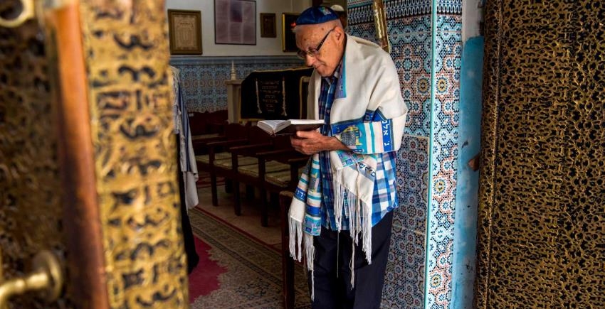  صحيفة إسرائيلية تُبرز وضعية اليهود المغاربة خلال "صدمات" جائحة كورونا 