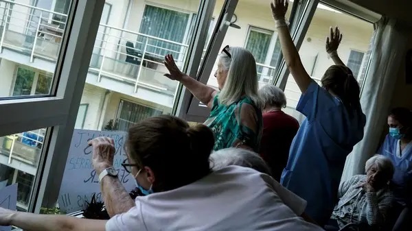 بلجيكا تعلن عن تدابير جديدة في مواجهة تفشي وباء كورونا